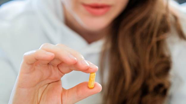 RMF Extra: Jej niedobór może przypominać demencję. Kiedy suplementować witaminę B12? 