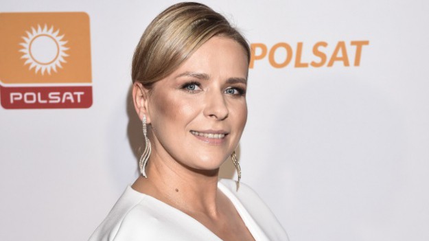 RMF Extra: Aneta Zając prezentuje zgrabną sylwetkę i odsłania nogi. "Ale chudzinka!" - komentują internauci