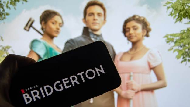 RMF Extra: Kiedy premiera 3. sezonu "Bridgertonów"? Znamy datę!