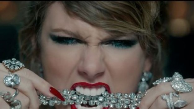 RMF Extra: Zobacz, kto zdetronizował Taylor Swift! "Look What You Made Me Do" dopiero na 3 miejscu.