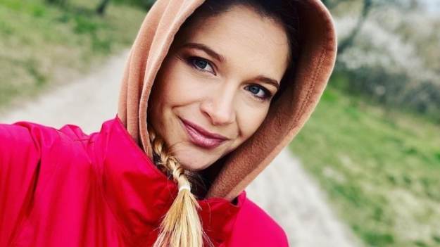 RMF Extra: Marta Paszkin z "Rolnik szuka żony" pokazała rodziców. Internauci: "Mama jak starsza siostra" [ZDJĘCIA]