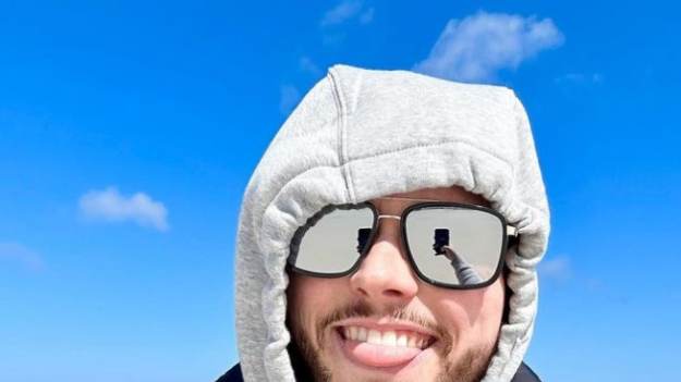 RMF Extra: Książulo zaprasza na kebaba! I Ty możesz dołączyć do youtubera. Jak?