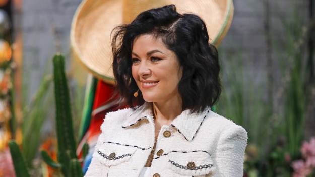 RMF Extra: Naturalna Katarzyna Cichopek na treningu. Wszystko się nagrało! Sportowy strój podkreślił jej figurę [WIDEO]