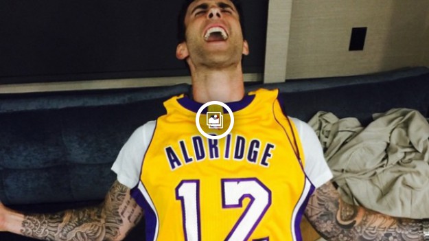 RMF Extra: Adam Levine oficjalnie potwierdził, że jego żona spodziewa się dziecka!