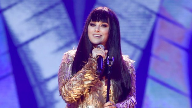 RMF Extra: Ewa Farna pozuje w bieliźnie i swetrze. Pokazała się w intymnym wydaniu. "Kwintesencja kobiecości"