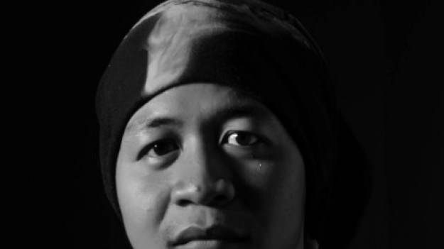 RMF Extra: Niesamowity fotograf: urodził się bez rąk i nóg. Zobacz jego prace!