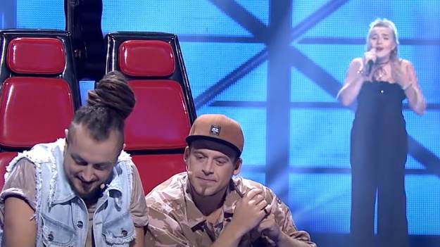 RMF Extra: Lori z "Love Island" zaśpiewała w "The Voice of Poland". Odwróciła wszystkie fotele [WIDEO]