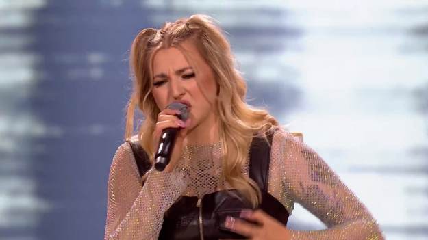 RMF Extra: "Sexy pielęgniarka" rozniosła studio, śpiewając Maneskin. Trenerzy "The Voice of Poland" się o nią bili [WIDEO]