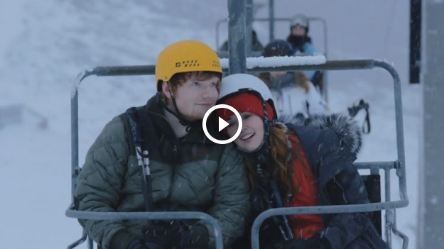 RMF Extra: Zakochany Ed Sheeran jeździ na nartach – zobacz wideo!