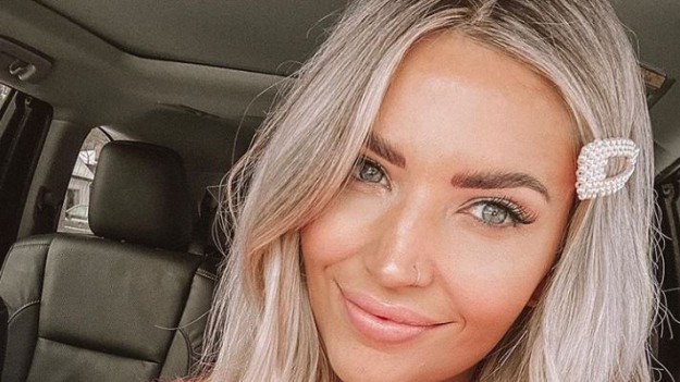 RMF Extra: Kobieta ważyła ponad 100 kilogramów! Później schudła 50 kg i postanowiła pokazać, co stało się z jej ciałem...