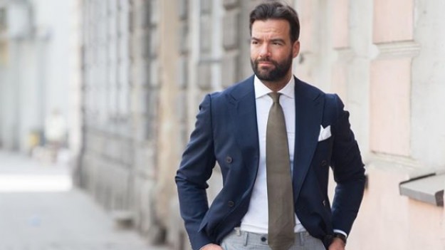 RMF Extra: Conrado Moreno szczerze o swoim dzieciństwie: "Chciałem stać się niewidocznym dla innych, chować się z boku"