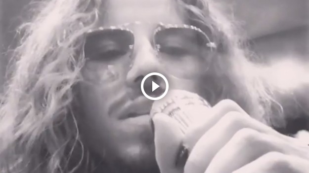 RMF Extra: Michał Szpak przygotowuje się do festiwalu w Opolu!