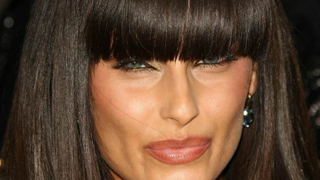 RMF Extra: Nelly Furtado w mocno wyciętej kreacji. Odsłoniła cały tył piosenkarki [FOTO]