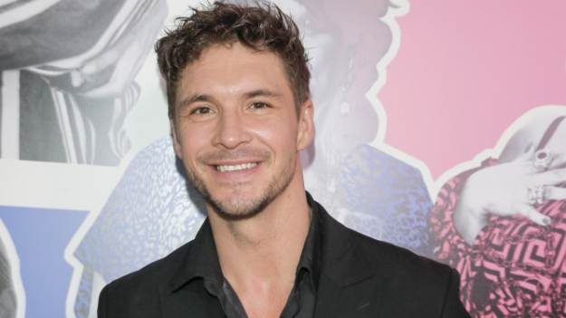 RMF Extra: Mikołaj Roznerski pokazał mamę. Jedno zdanie w opisie wszystko zdradza! [ZDJĘCIE]