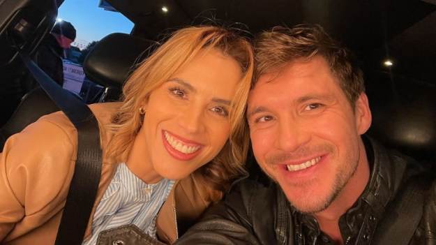 RMF Extra: Michalina Sosna odsłoniła ciało, pozując w stroju kąpielowym. Mikołaj Roznerski komentuje!