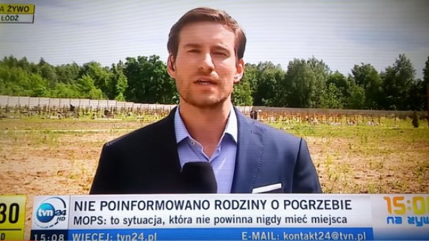 RMF Extra: Wpadka na antenie TVN hitem Internetu. "Dalej... yyy... o tym... yyy... ten pogrzeb"
