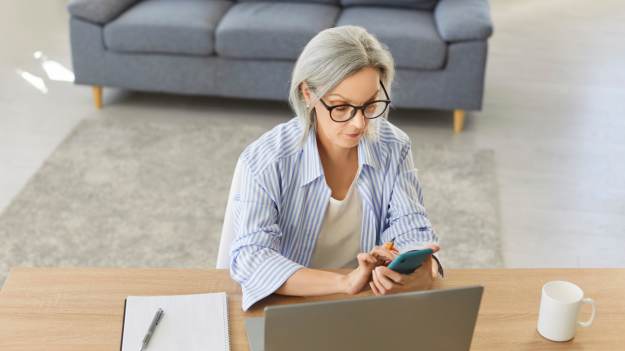 RMF Extra: Rewolucja w kontaktach z urzędami! Sprawdź, co musisz zrobić przed 2026 rokiem