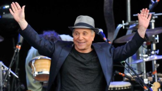 RMF Extra: Muzyczne eksperymenty na 13. solowej płycie Paula Simona