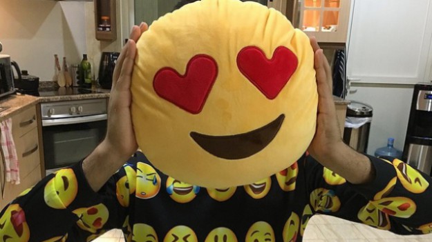 RMF Extra: Facebook wprowadził nowe emoji! Sprawdźcie! 