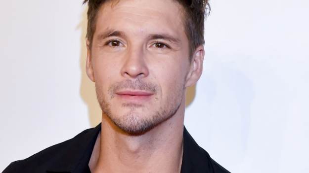 RMF Extra: Mikołaj Roznerski miał zaskakujące towarzystwo. "Co za piękność" - komentują internauci 