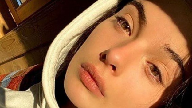 RMF Extra: Córka Moniki Bellucci staje się coraz bardziej podobna do aktorki! Nowe zdjęcia 16-latki robią wrażenie