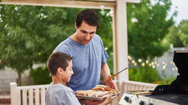 RMF Extra: Majówka 2019. Metoda pośrednia i bezpośrednia - czyli jak dobrze grillować