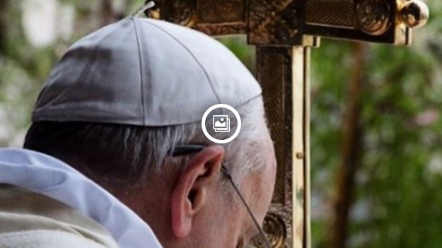 RMF Extra: #bruksela: Papież Franciszek wrzucił do sieci zdjęcie! 