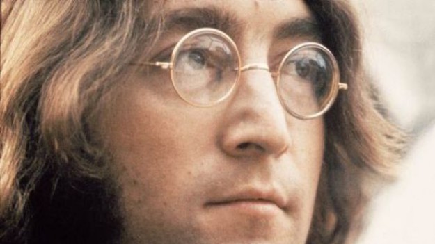 RMF Extra: "Wciąż wierzę w miłość i pokój". 36 lat temu zamordowano Johna Lennona