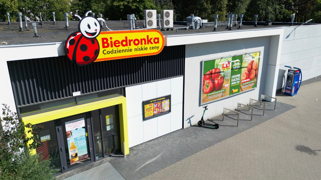 Biedronka idzie na całość. „5+5 gratis” dla wszystkich i bez limitów