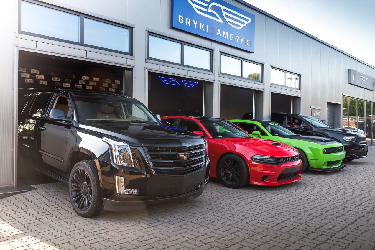 Dlaczego warto sprowadzać samochody z USA: Korzyści z importu i jak zrobić to mądrze