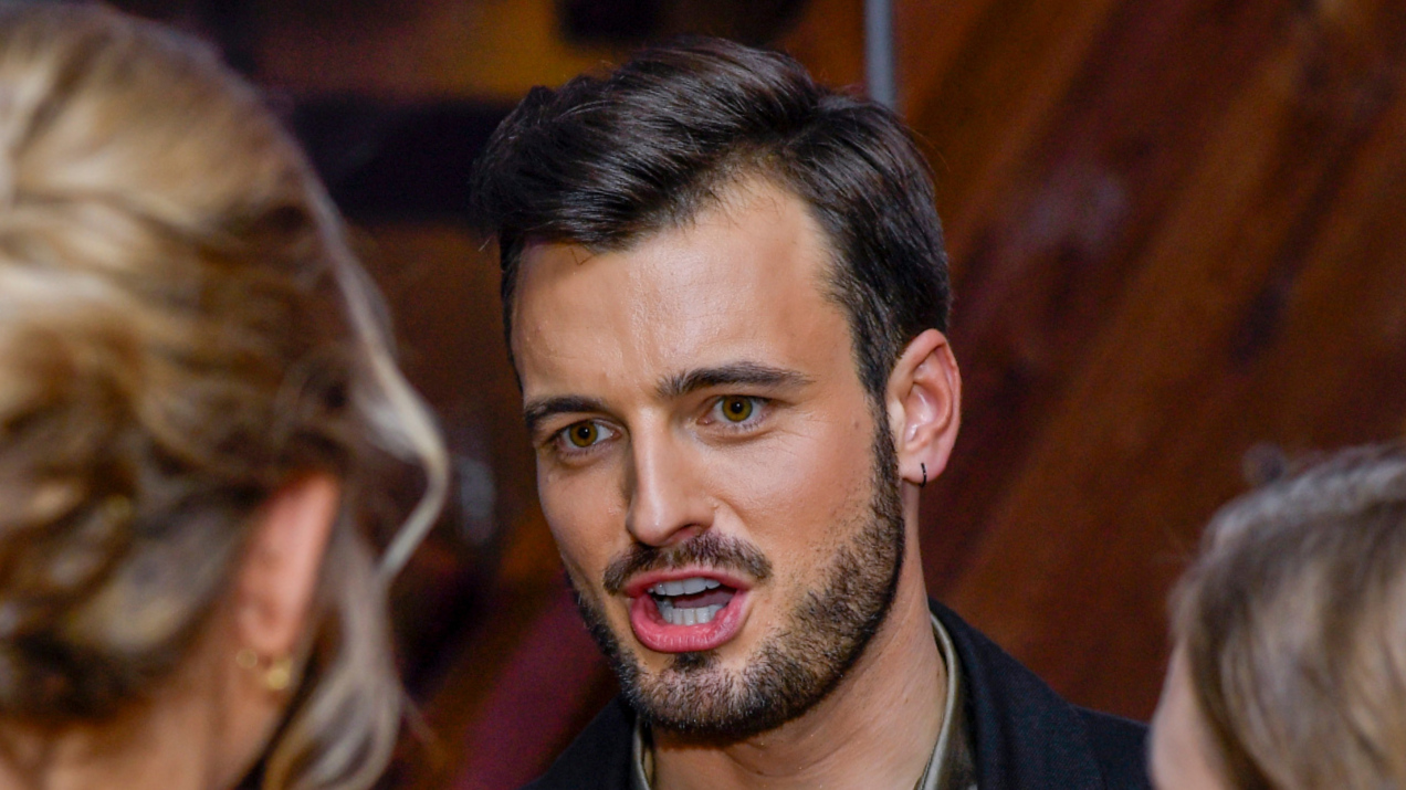 Gospodarz „Koła fortuny” przekazał wieści o ślubie. Jego ukochany to znany aktor