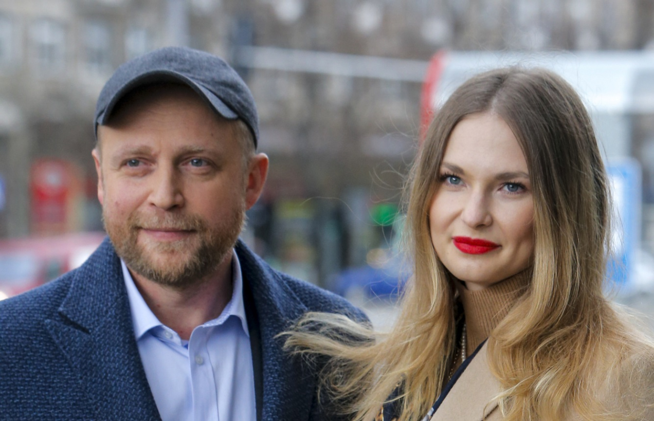 Żona Piotra Adamczyka trafiła do szpitala na Bali. Przekazała wieści ws. stanu zdrowia