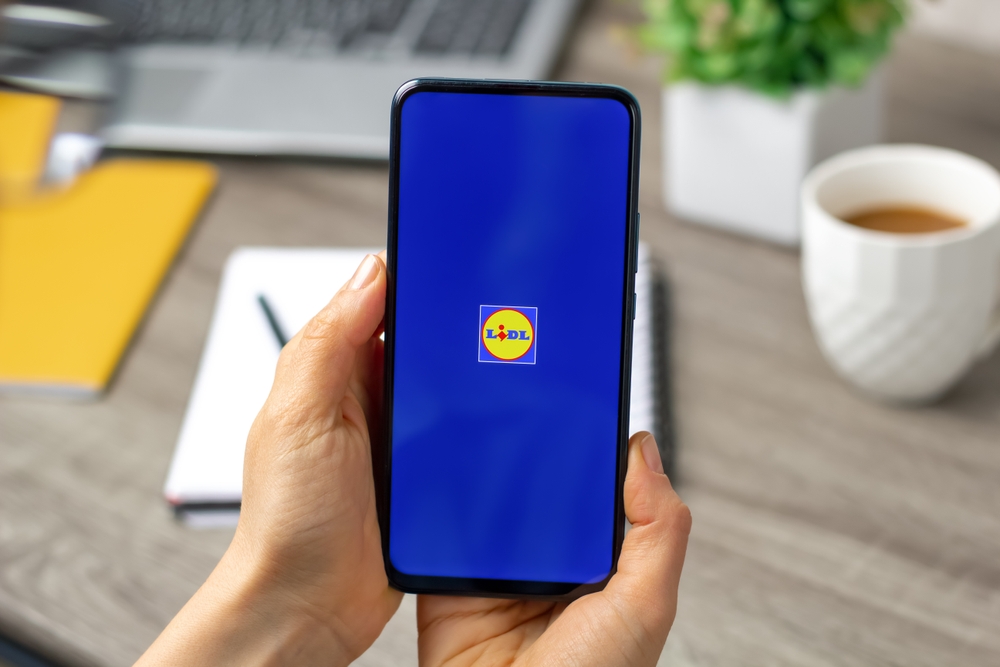 Nowa funkcjonalność w apce Lidla. W kwietniu hitem są bilety do parku rozrywki