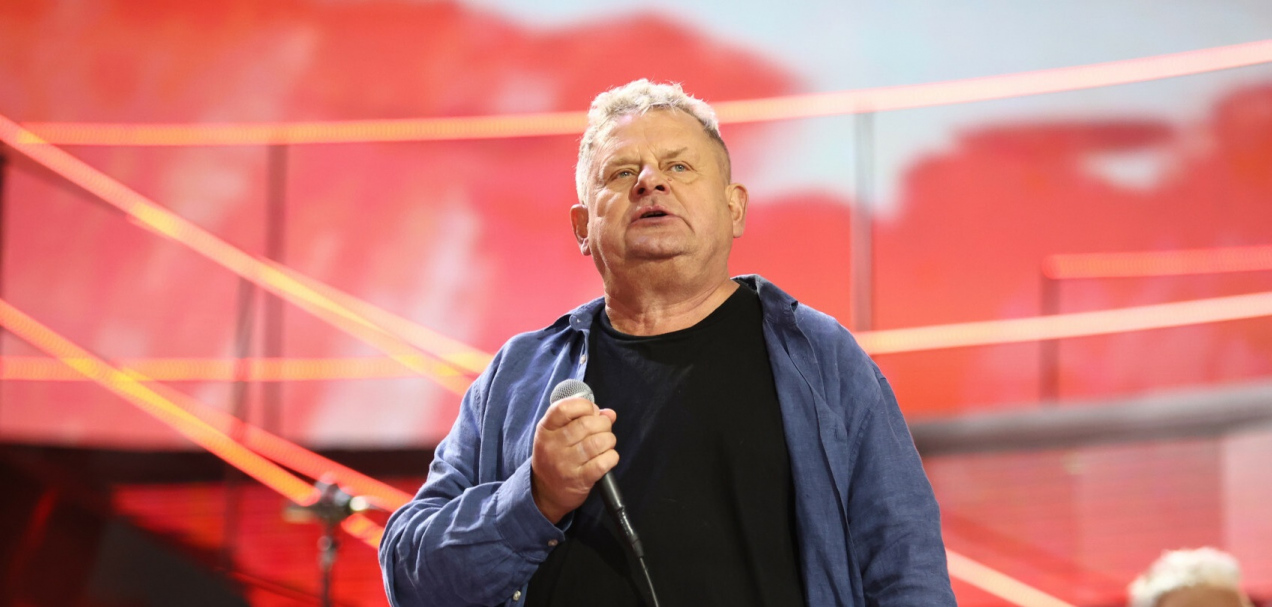 Kazik Staszewski w szpitalu. Przekazał nowe wieści ws. stanu zdrowia. Mowa o operacji