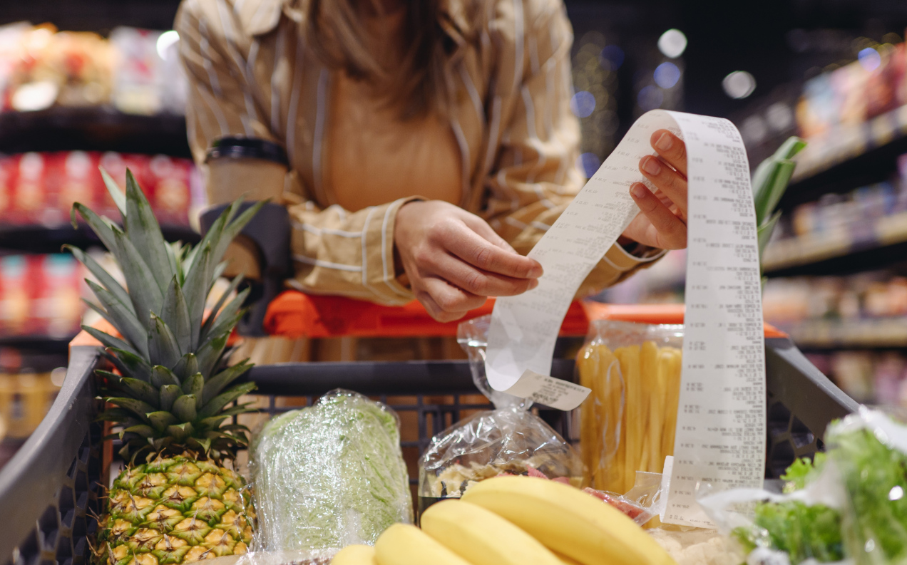 Upadek hipermarketów? Polacy masowo rezygnują z zakupów