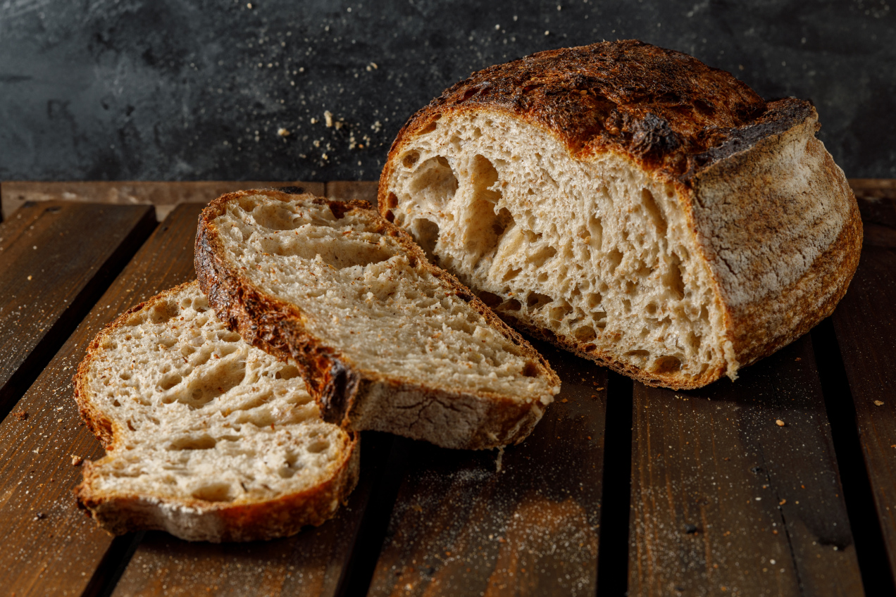 To nie węglowodany ci szkodzą, a pora, o której je jesz. Takie są wnioski ekspertów