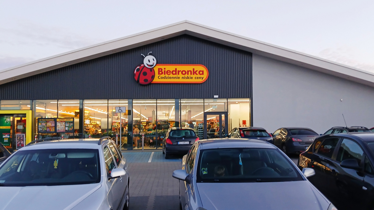 Od jutra w Biedronce „1+1 gratis” dla wszystkich. Klienci nieźle się obłowią