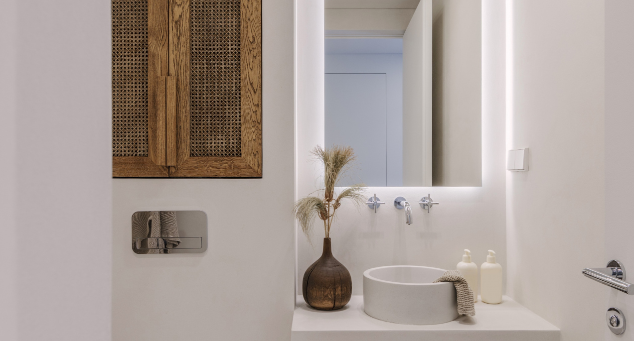 Polacy masowo rezygnują z płytek w łazience! Nowy trend aranżacyjny