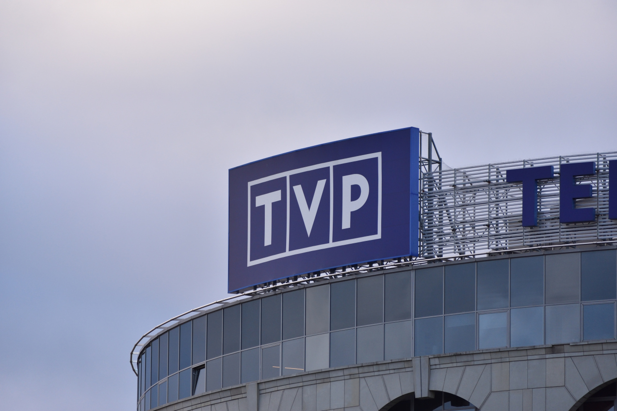 Zadebiutował w TVP1, skończył w TVP2. Ten serial miał być hitem