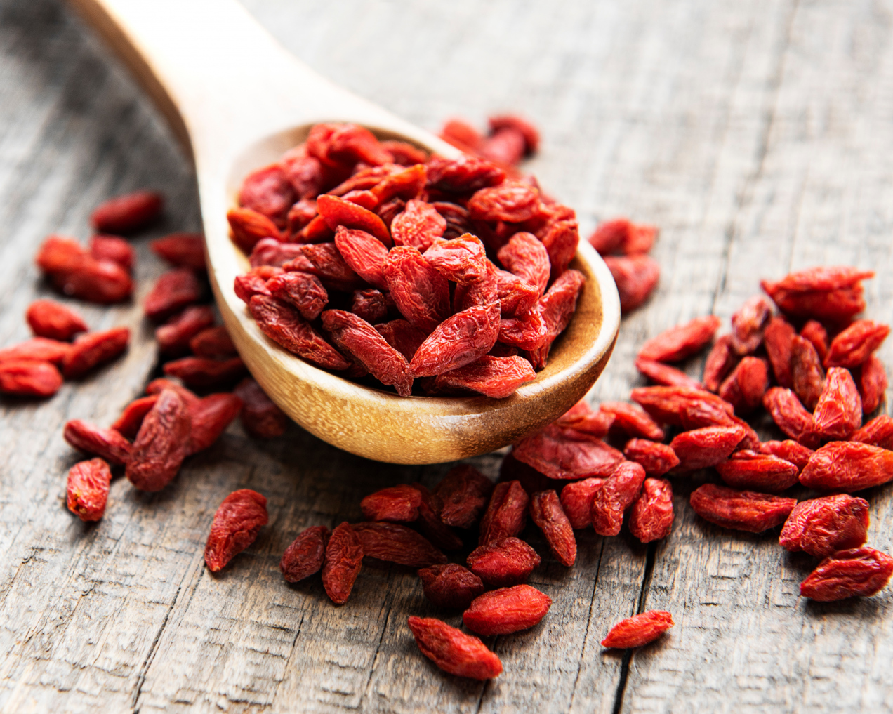 Wystarczy łyżka dziennie. Te czerwone jagody obniżają cukier i ciśnienie