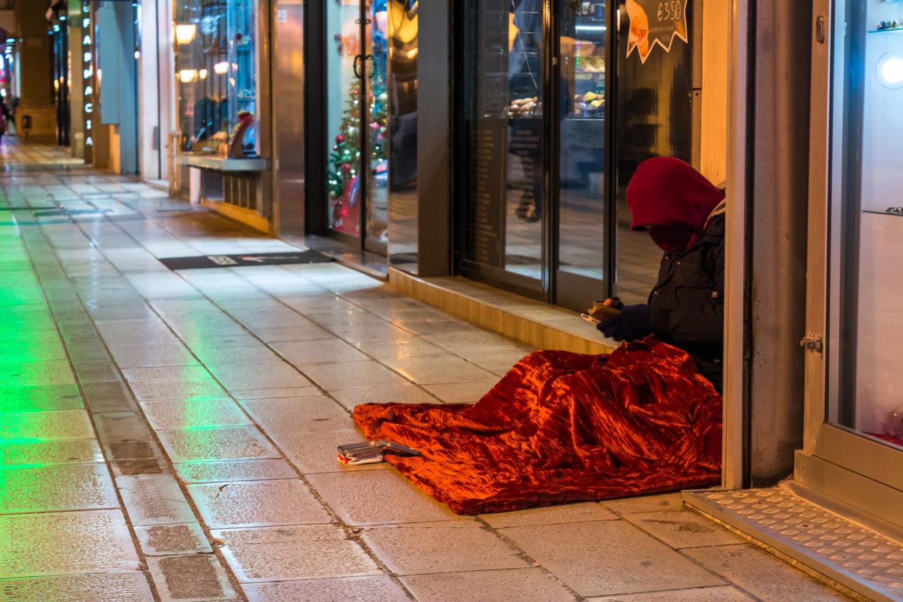 „Bardzo cicha noc”. Święta w kryzysie bezdomności