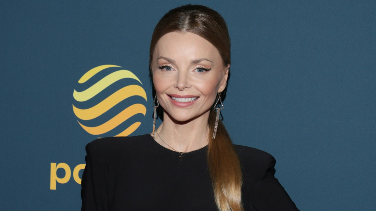 Izabella Miko zmieniła nazwisko. Nie wszyscy wiedzą, jak naprawdę się nazywa