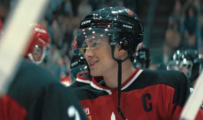 Tego aktora pokochali widzowie na całym świecie! Gwiazda „Gorącej rywalizacji” kończy dziś 25 lat