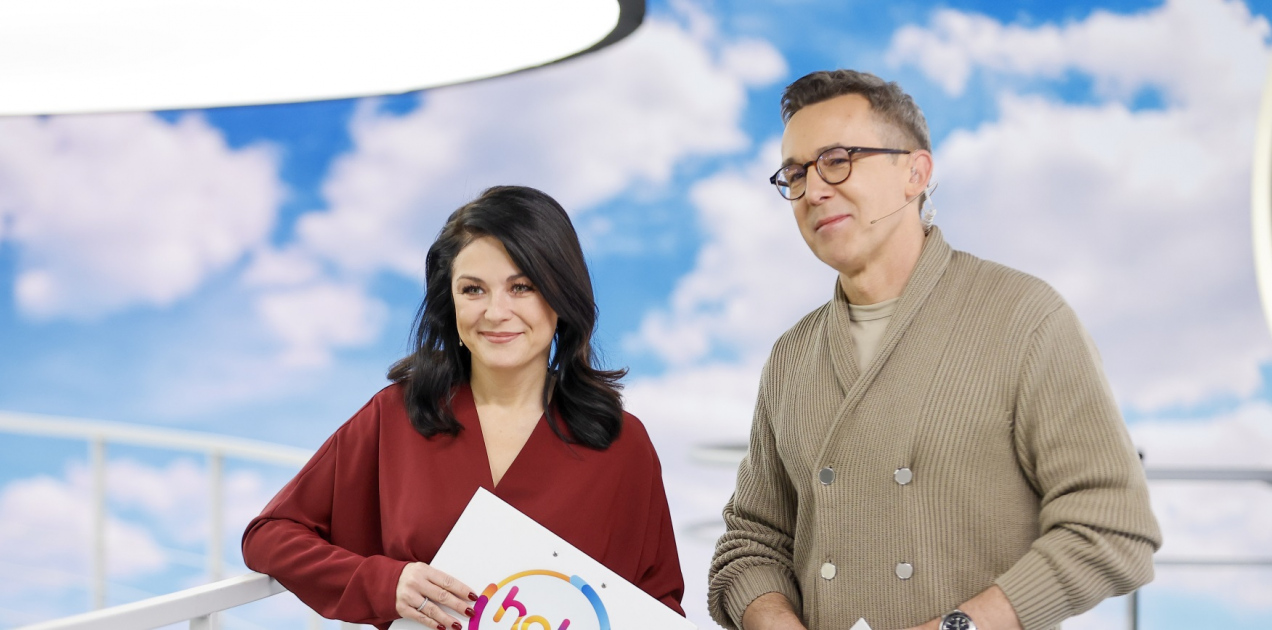 Katarzyna Cichopek i Maciej Kurzajewski we trójkę odliczają czas do świąt. „Córcia podobna do pani”