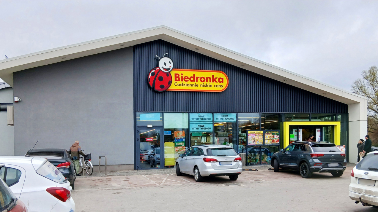 Od dzisiaj w Biedronce „4+4 gratis”. Nie wprowadzili choćby limitu