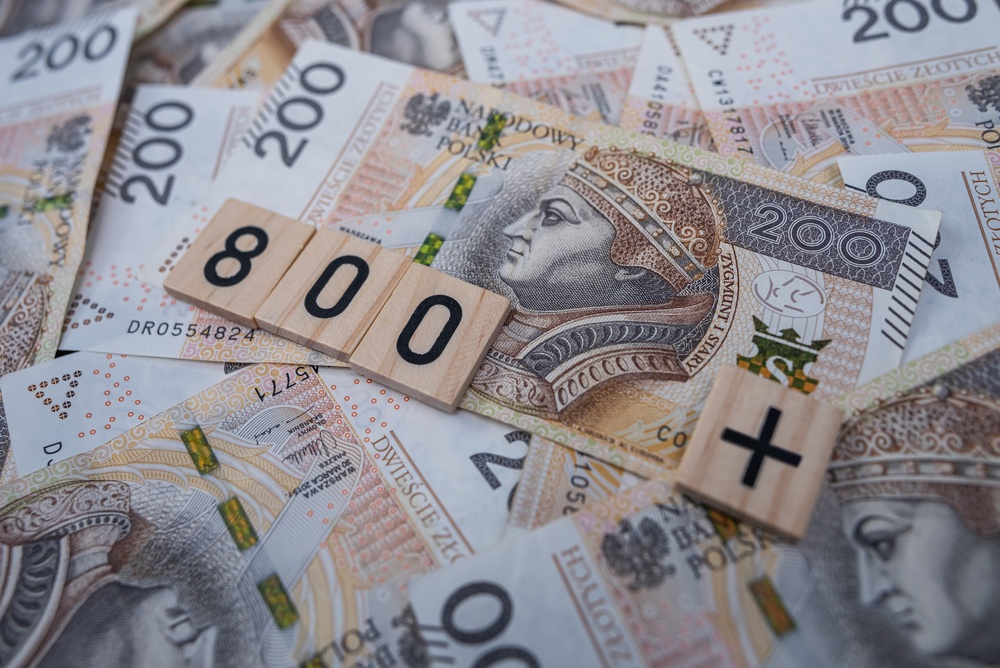 Ważne zmiany w zasadach przyznawania 800 plus. Oto co zmieni się w 2027 r.