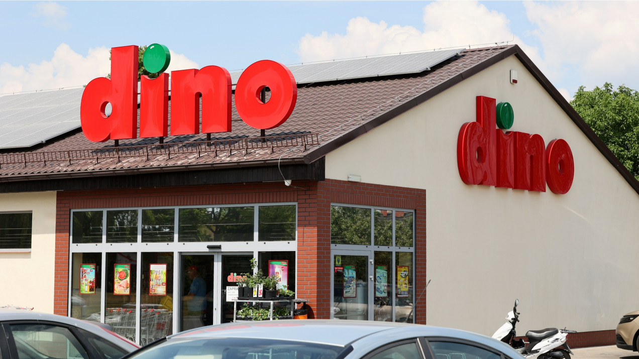 Od dzisiaj w Dino „3+3 gratis”. Klienci ruszyli do sklepów