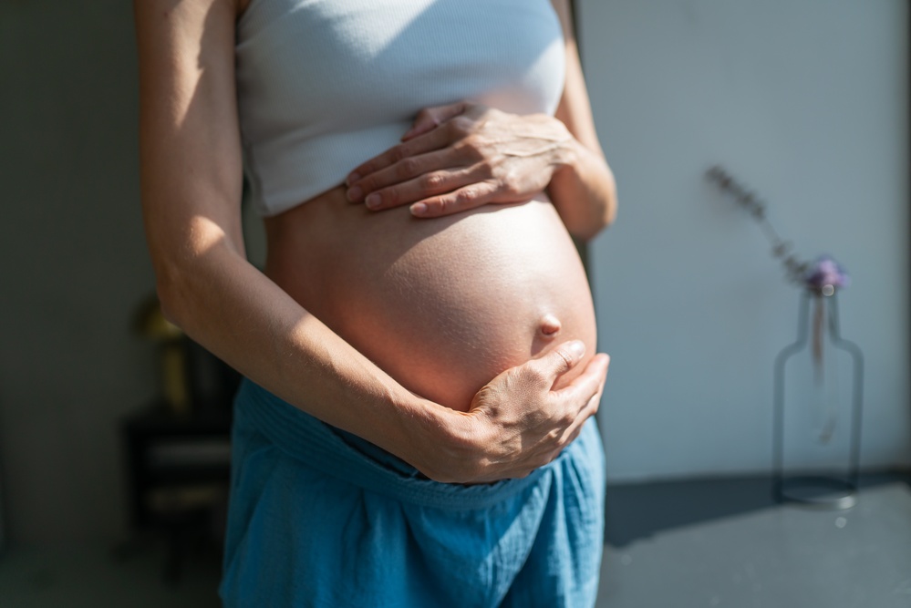 Polska 2050 chce zmian w w wynagrodzeniach kobiet w ciąży. Co może się zmienić?