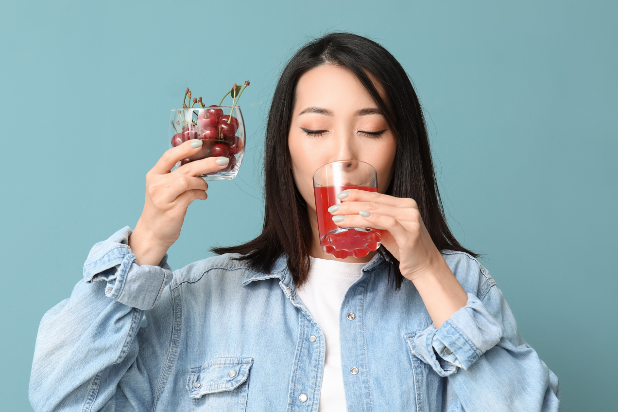 Najlepszy sok na spokojny sen i zdrowe jelita. Lekarz wskazał