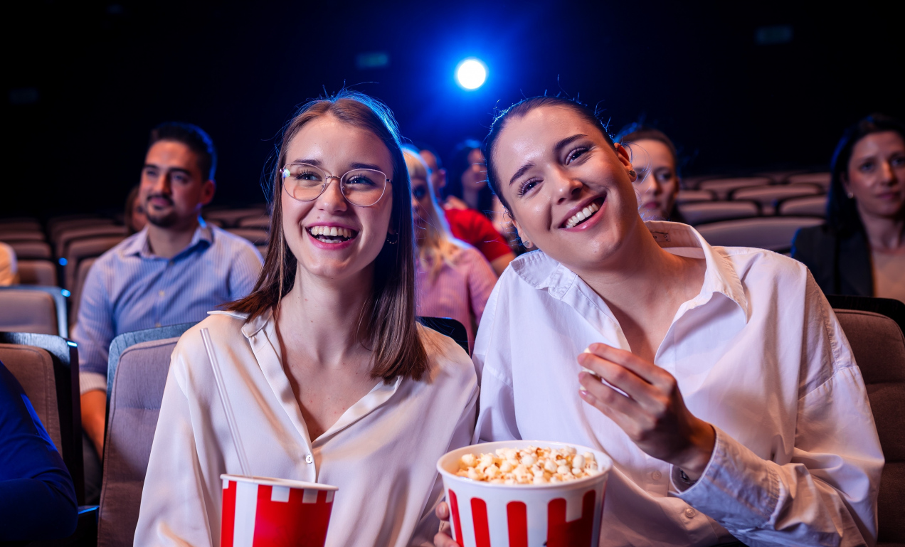 Ludzie tłumnie przychodzą do kin, by obejrzeć ten film. Bije rekordy popularności